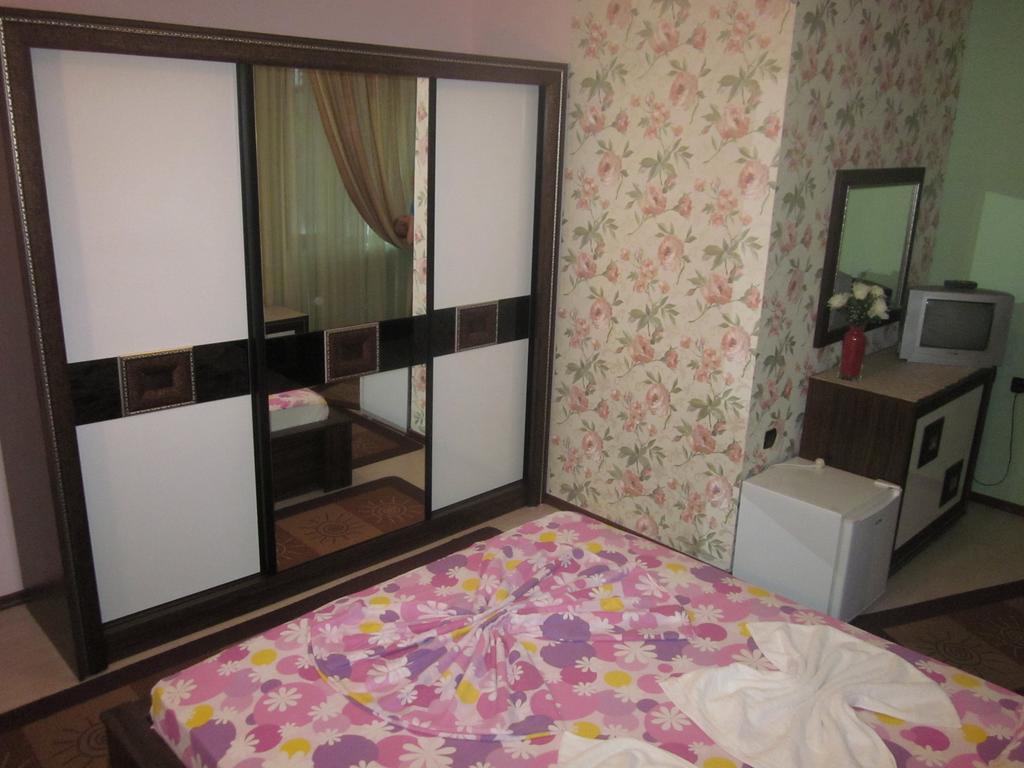 סוזופול Guest House Hristina חדר תמונה